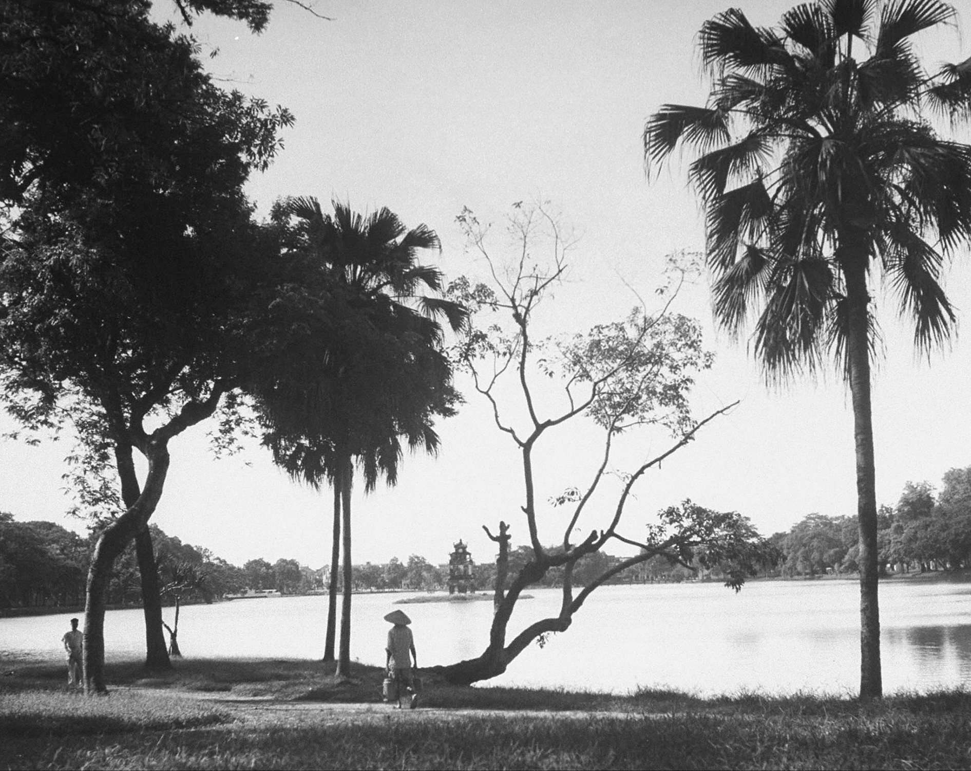 Hồ-Gươm-1948